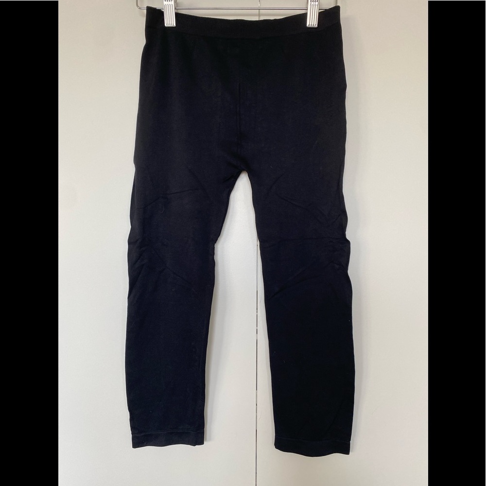 Capri length, Danskin fabric, 92% Nylon 8% Spandex free size